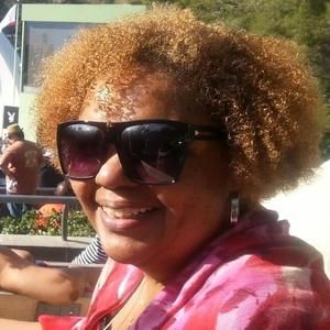 Meet your Posher, Sharon